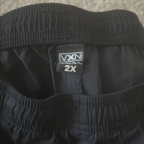 Vixxon Black Board shorts - Picture 3 of 4